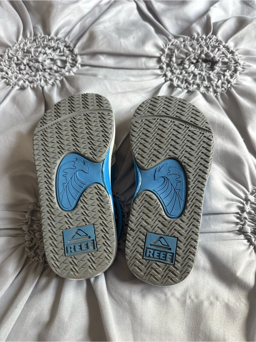 Lightweight kids sandals with a soft cushioned footbed. Secure backstrap and toe